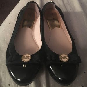 Michael Kors black flats